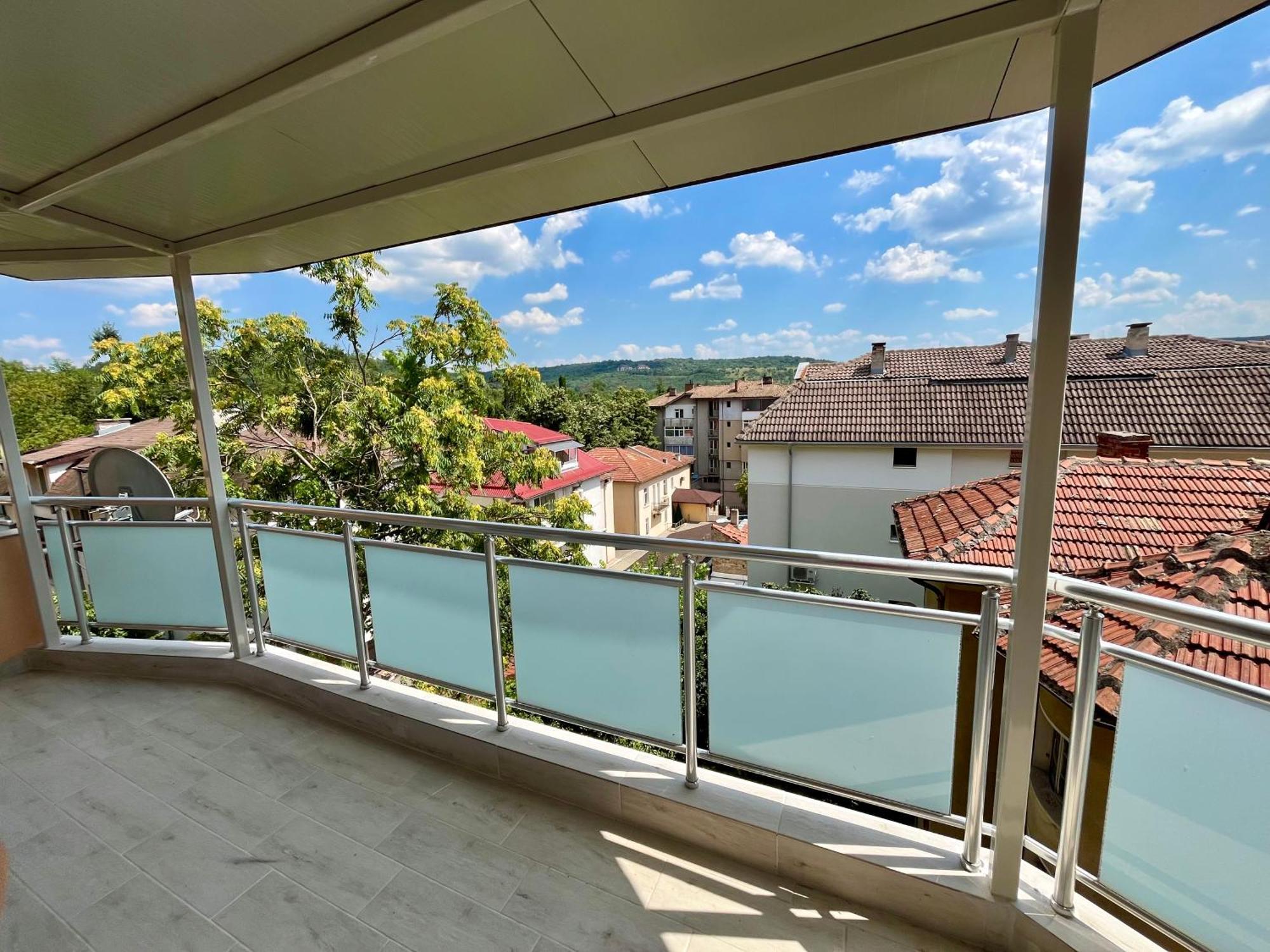 Parkcentral Luxury In City Center 7 Veliko Tarnovo Exterior photo