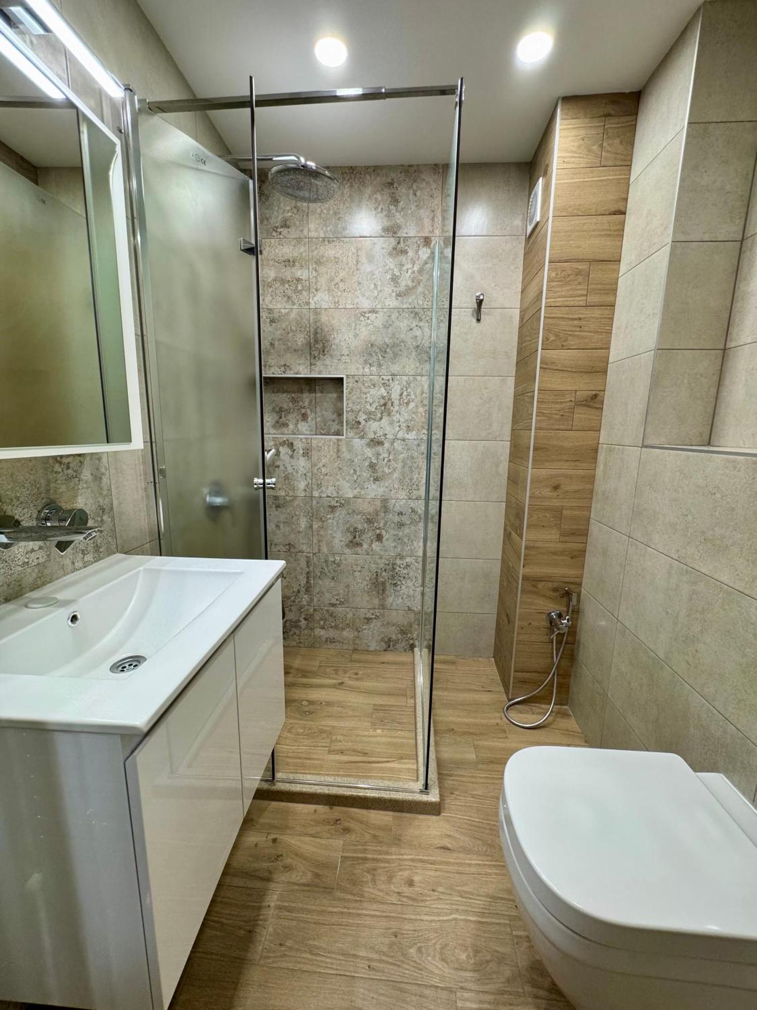 Parkcentral Luxury In City Center 7 Veliko Tarnovo Exterior photo