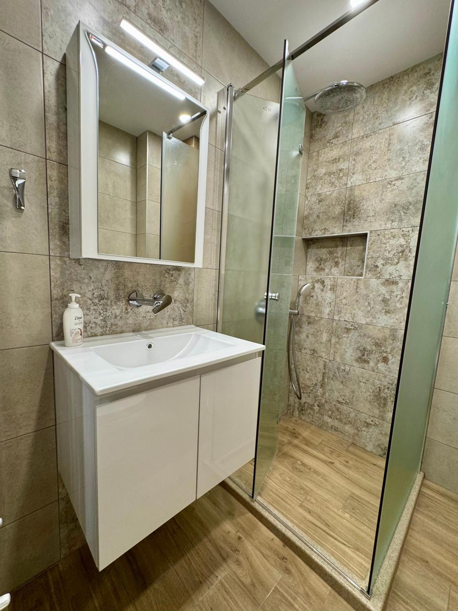 Parkcentral Luxury In City Center 7 Veliko Tarnovo Exterior photo