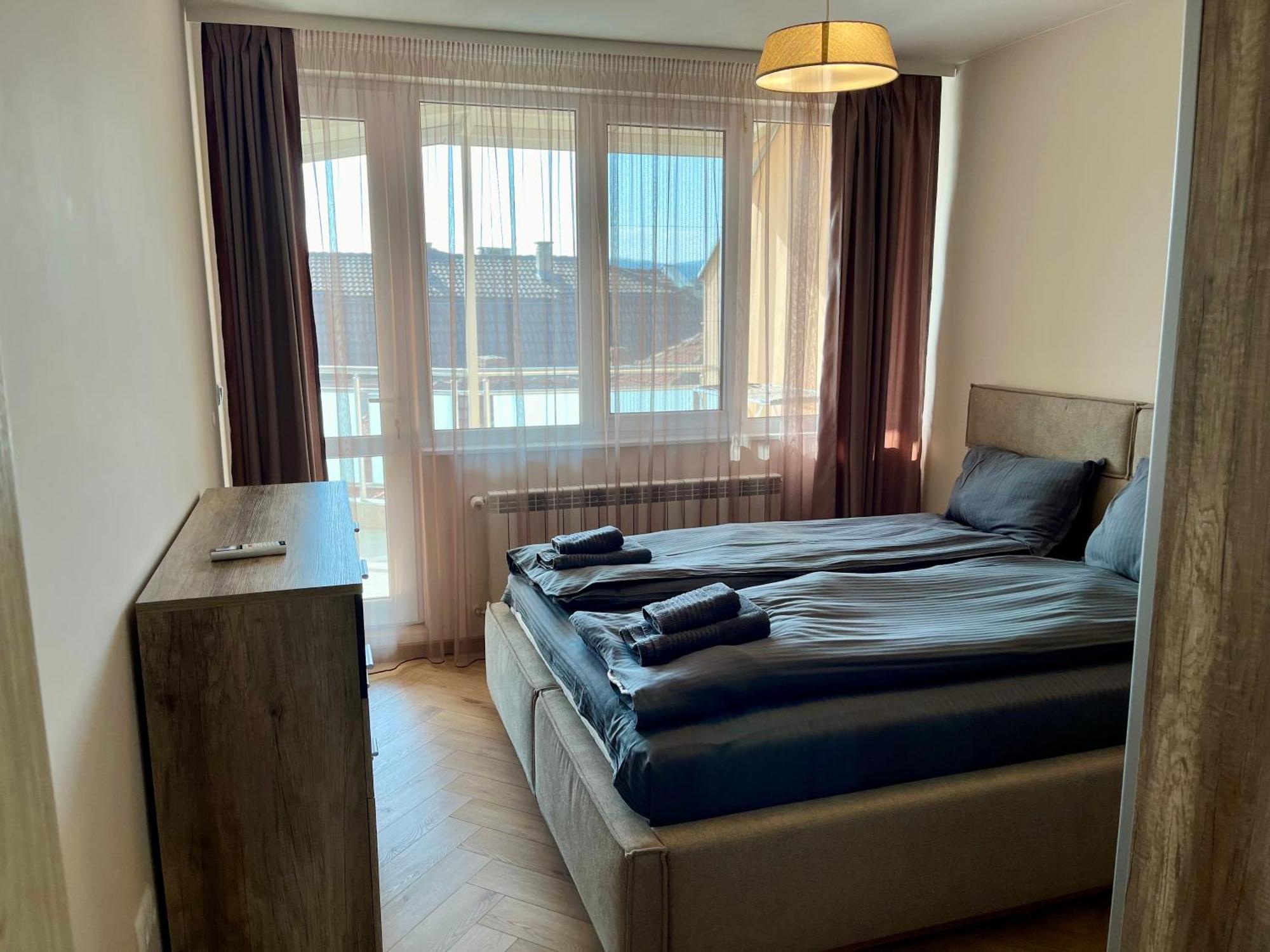 Parkcentral Luxury In City Center 7 Veliko Tarnovo Exterior photo